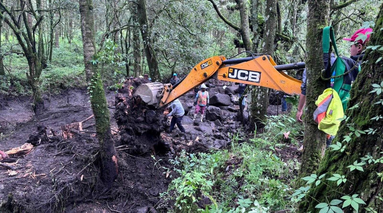 Desvío de cauce provoca desbordamiento de río en Amecameca. Foto: POSTA