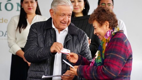 ¿Cuánto dinero deja a Durango la pensión de adultos mayores?