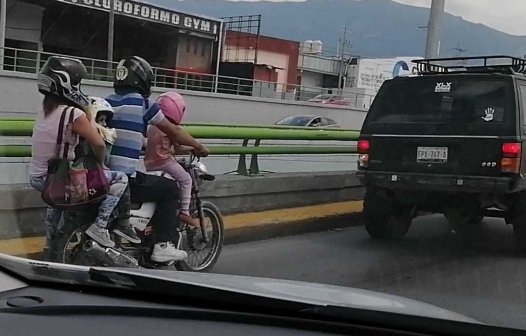 Motociclistas. Foto de Claudia Almaraz.