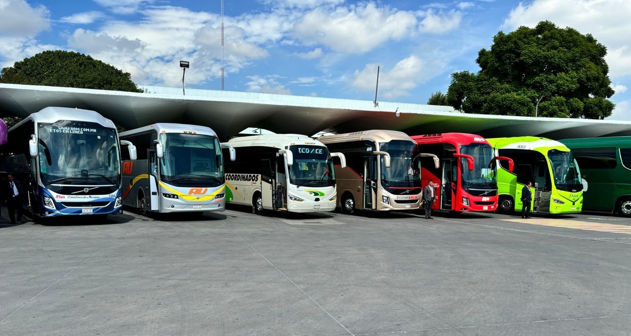 Empresas de transporte de pasejeros suspendieron sus corridas al puerto de Maztlán por inseguridad. Foto: Facebook Omnibus de México.