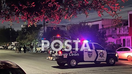 Sigue la violencia en Apodaca, ejecutan a dos jóvenes desde un auto