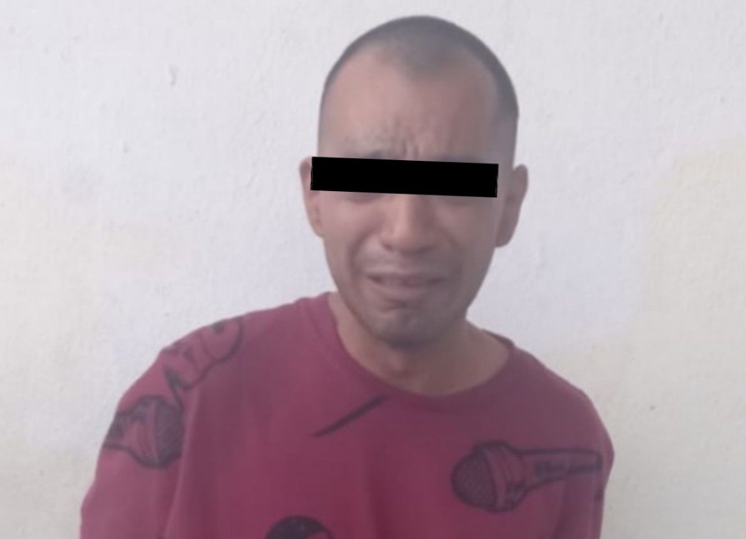 El detenido identificado como Héctor Andrés, tras ser detenido. Foto: Policía de Guadalupe.