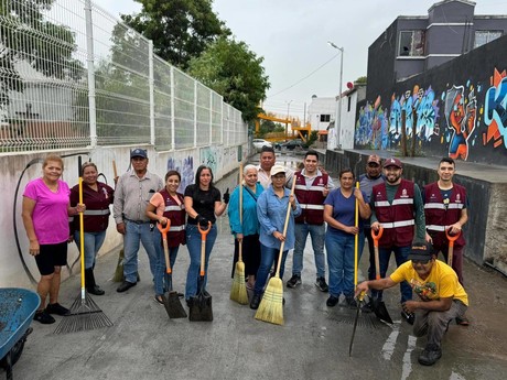 Escobedo organiza brigada de limpieza en la Colonia Monte Horeb