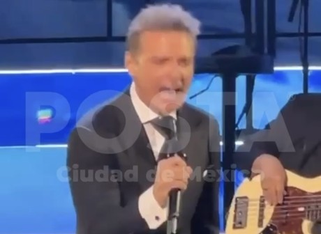 Luis Miguel triunfa en su primer concierto en CDMX (VIDEO)