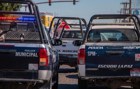 Policías de La Paz rifarán un automóvil por el Día del Policía