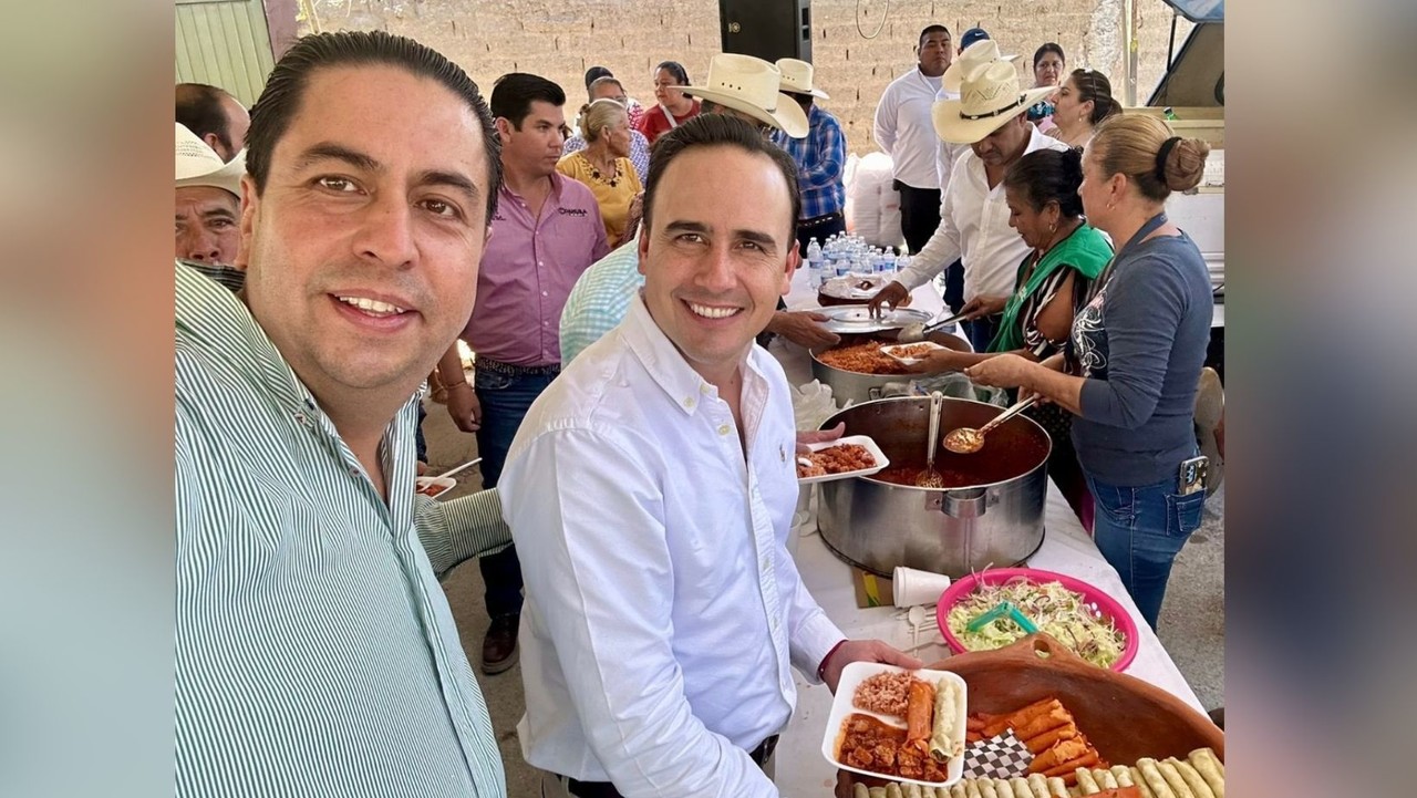 Chema Morales y Manolo Jiménez en un evento en Ramos Arizpe. (Fotografía: Gobierno de Coahuila)