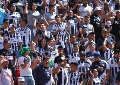 Prohíbe Atlético de San Luis entrada a la barra 