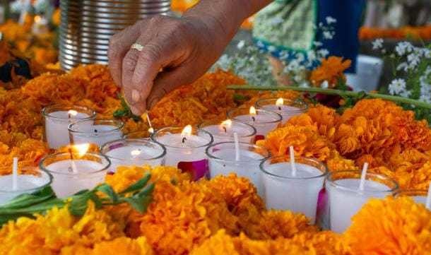 Día de Muertos: Evita accidentes con estos cuidados esenciales para tus ofrendas. Foto: iStock