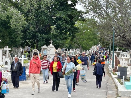 Cementerios municipales de Tampico han llegado a su límite