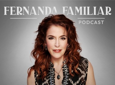 Fernanda Familiar: El podcast que transforma la conversación en México