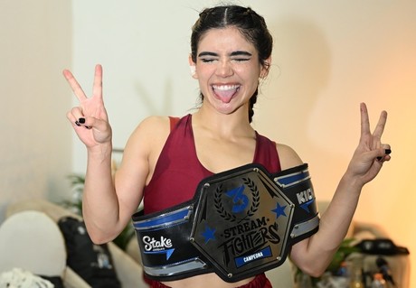 Alana Flores rompe récord mundial de Kick en Stream Fighters 3