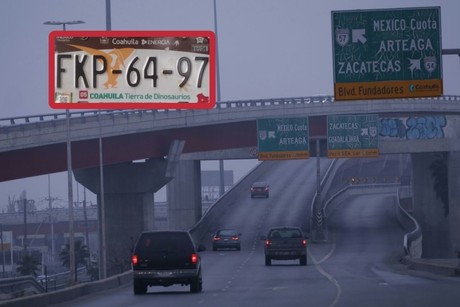 ¿Placas vehiculares vencidas? Esto tendrás que pagar si circulas con ellas