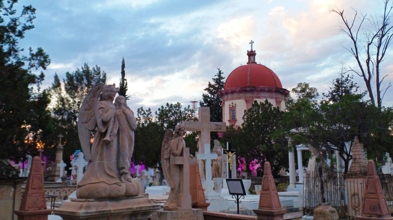 Aunque las celebraciones religiosas marcan solo los días 1 y 2 de Noviembre, los días previos también tienen un significado relevante. Foto: Gerardo Lares.