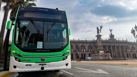 >Transporte urbano regio mueve en agosto a más personas que CDMX y Puebla juntas