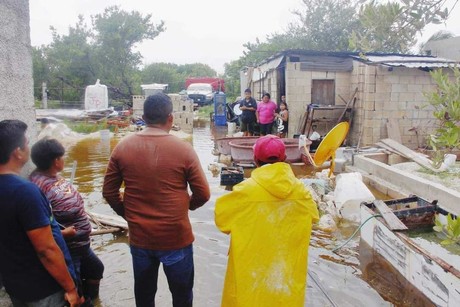 Huracán Milton causa inundaciones en Celestún y afecta diversas zonas