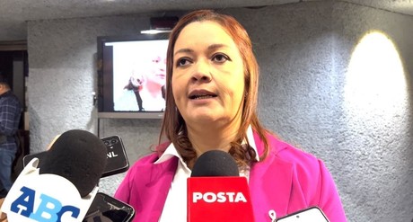 Rocío Montalvo propone apoyos para operadores de transporte