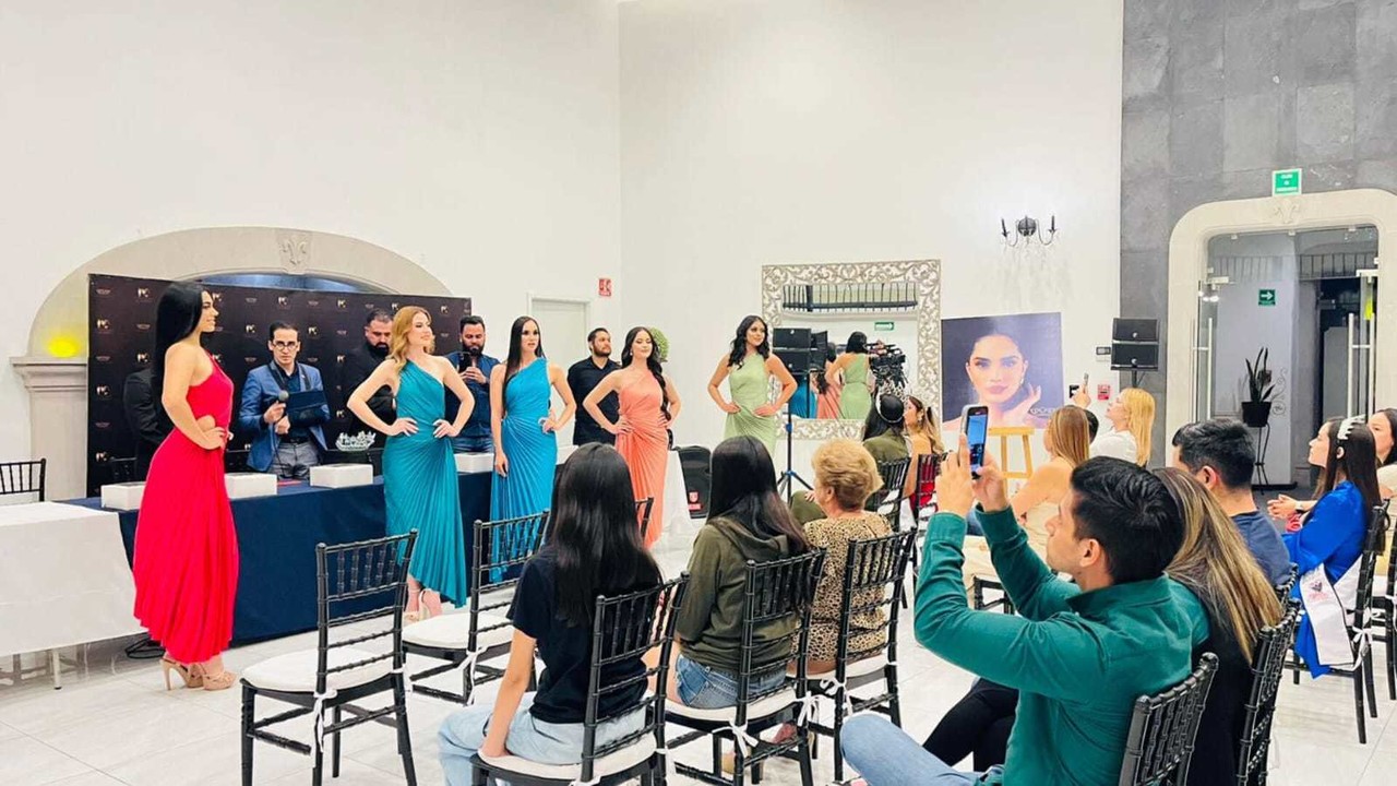 En rueda de prensa se dieron a conocer las cinco candidatas que compiten por el título  de Miss Durango. Foto: Jesús Carrillo.