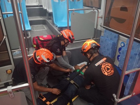 Accidente vial deja un lesionado y daños materiales en Guadalupe