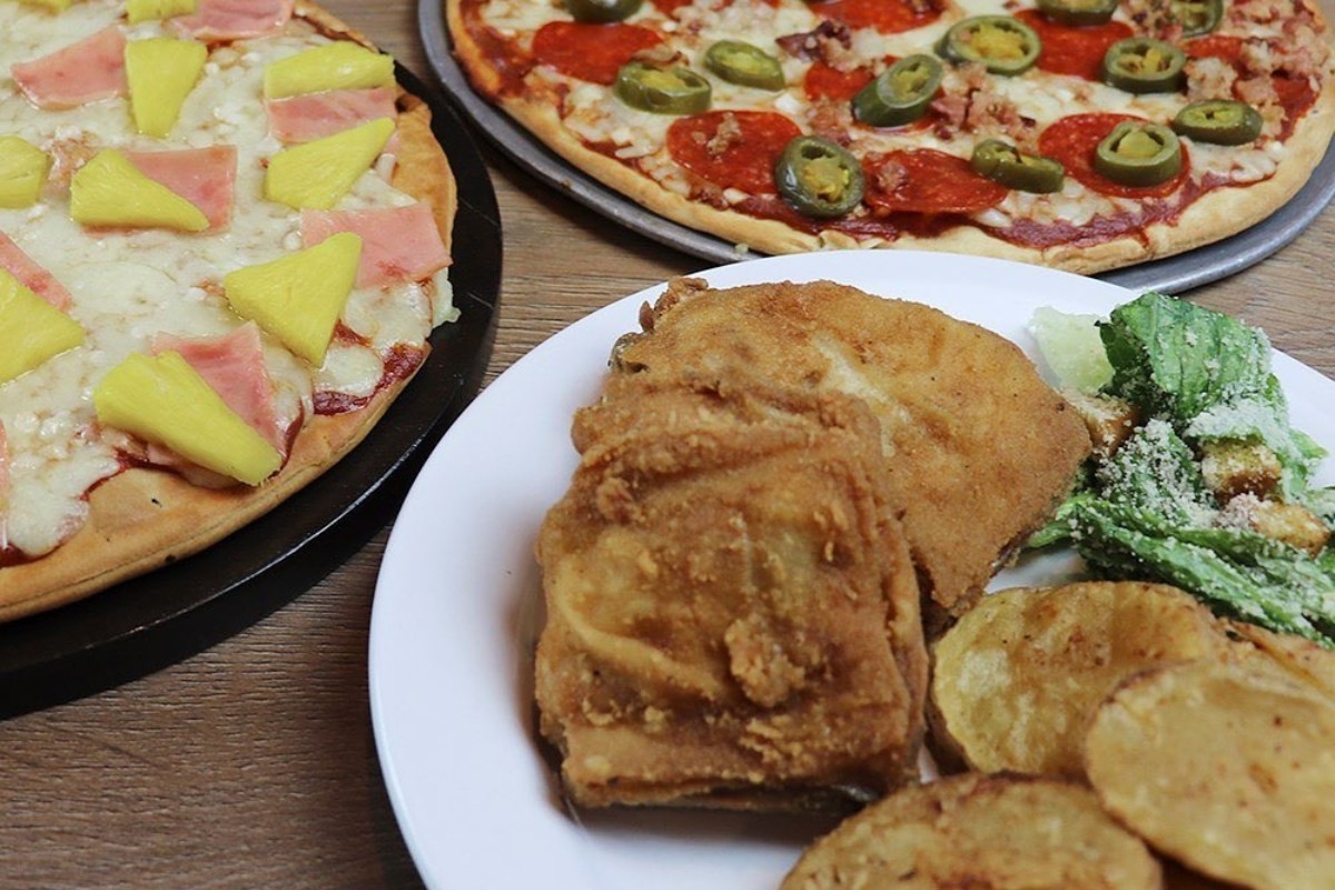 Pizza, pollo y papas. Foto: Facebook Josephinos Pizza