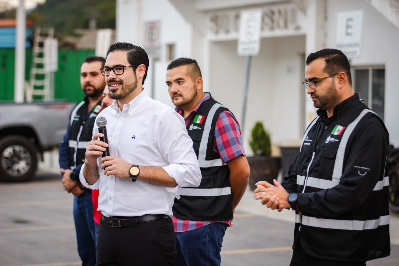 El compromiso de mejorar los servicios públicos, particularmente la recolección de basura, es parte de una estrategia más amplia para fortalecer la relación entre el gobierno municipal y la comunidad. Foto: Santiago.