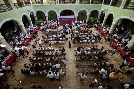 Palacio de Gobierno de Yucatán abre sus puertas: así fueron las audiencias