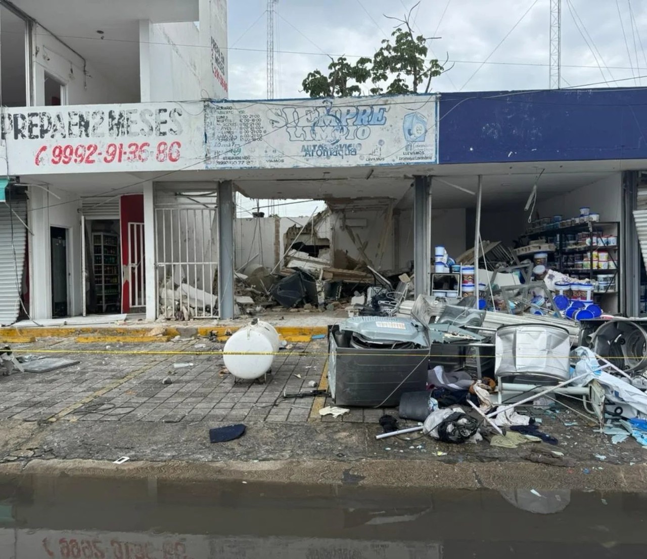 'Lavandería Siempre Limpio', en la colonia Chichén Itzá, en Mérida. Foto: Redes sociales