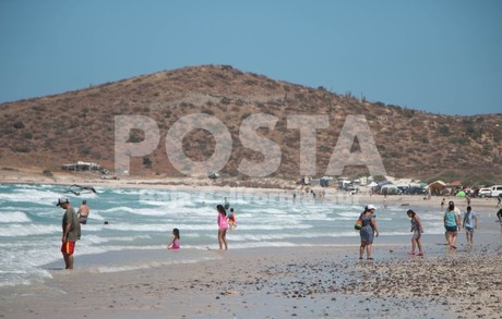 Encuentran cuerpo flotando en Punta Prieta