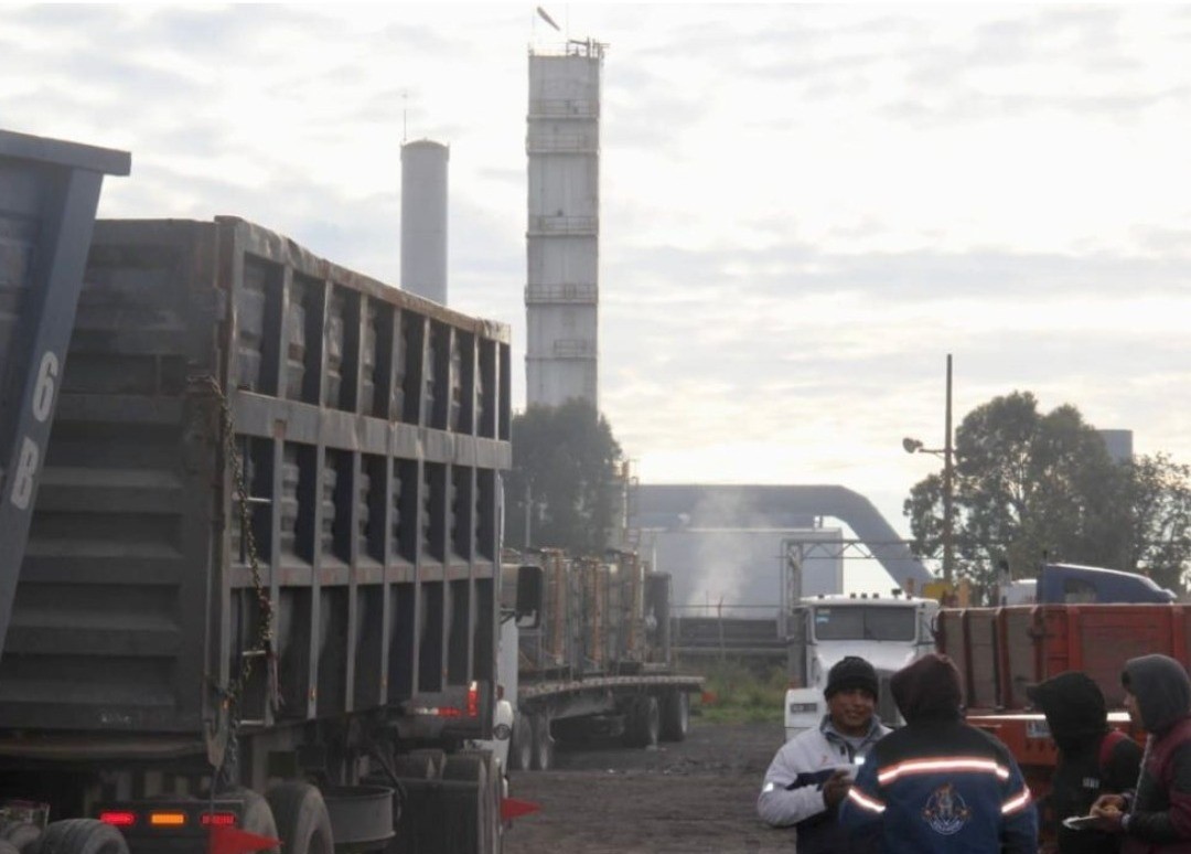 Zona alejada de donde ocurrió la explosión en la acerera de Tlaxcala. Foto: Quadrantín México.