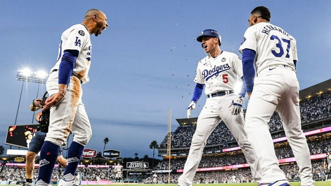 Los Dodgers de Los Ángeles están a un paso de agregar un nuevo título a su palmarés en la Serie Mundial. Foto: @dodgers en Instagram.