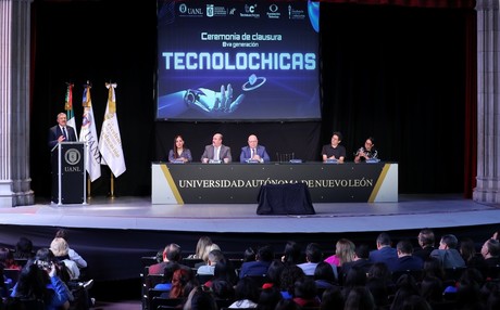 1,761 alumnas de UANL concluyen programa Tecnolochicas en ciencia y tecnología