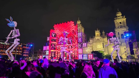 Día de Muertos en CDMX: Así luce la ofrenda monumental y alumbrado del Zócalo