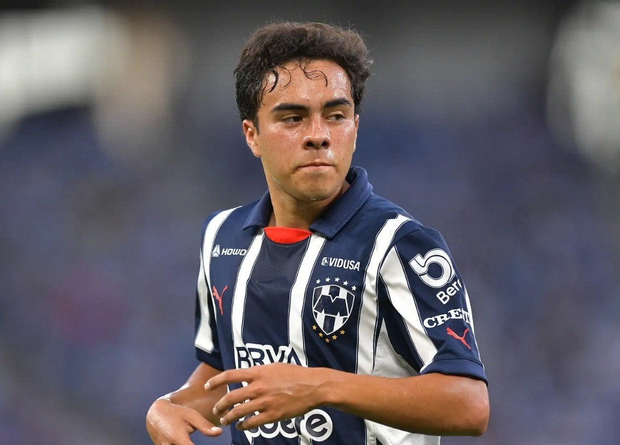 Iker Fimbres en un partido de Rayados en este Apertura 2024. Foto: Goal.com.