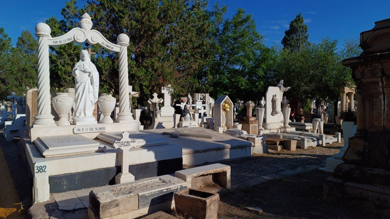 Llegó el Día de Muertos, y en POSTA Durango te compartimos la información del pronóstico del clima para este día. Foto: Gerardo Lares.