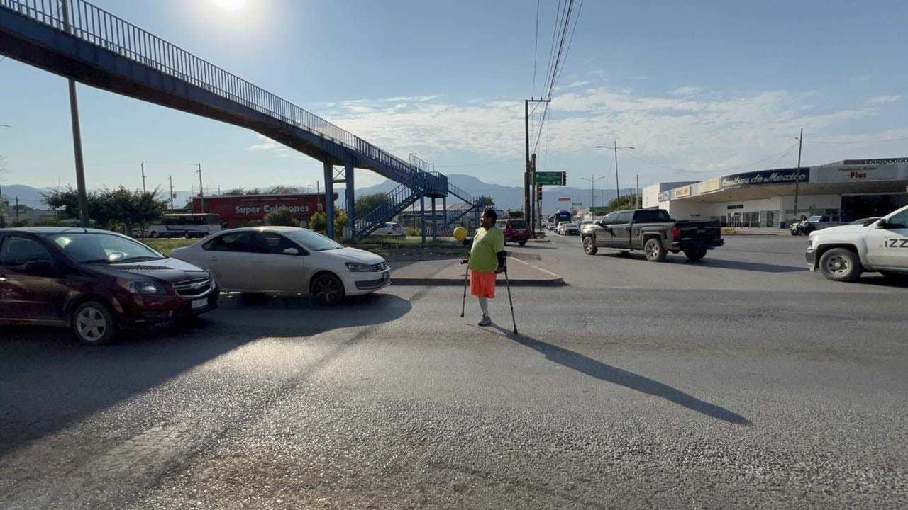 Isay viaja por todo México, cambiando de ciudad por temporadas y su talento le ha permitido mantener a su familia. Fotos: Daniel Espinoza