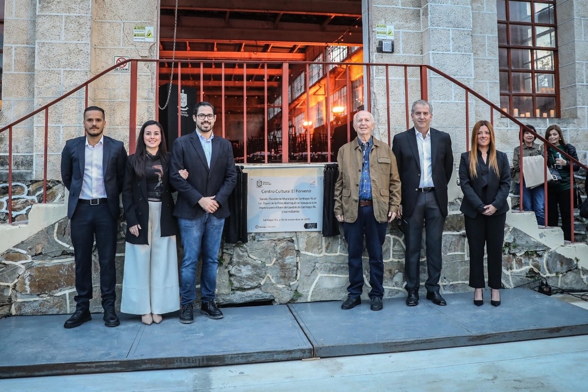 El alcalde de Santiago, David de la Peña, en la inauguración del recinto. Foto: Gobierno de Santiago