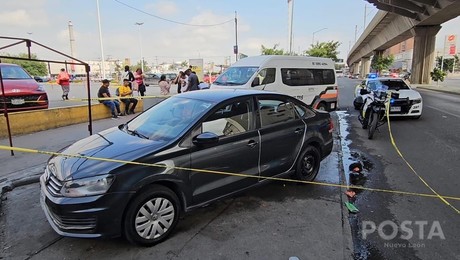 Cae joven en auto robado en Monterrey; asegura que lo compró recientemente