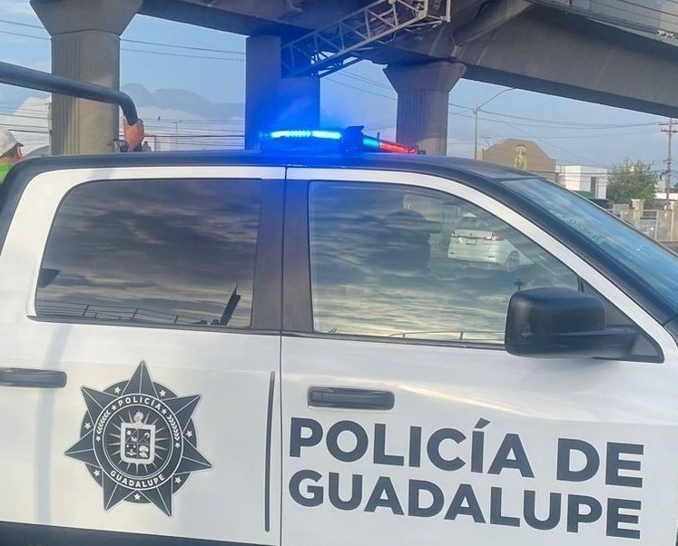 Patrulla de la policía de Guadalupe en la zona donde ocurrieron los hechos. Foto: Policía de Guadalupe.