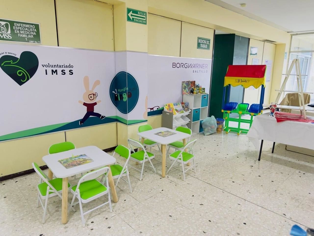 Estas ludotecas móviles tienen como objetivo promover el derecho al juego. (Fotografía: IMSS)