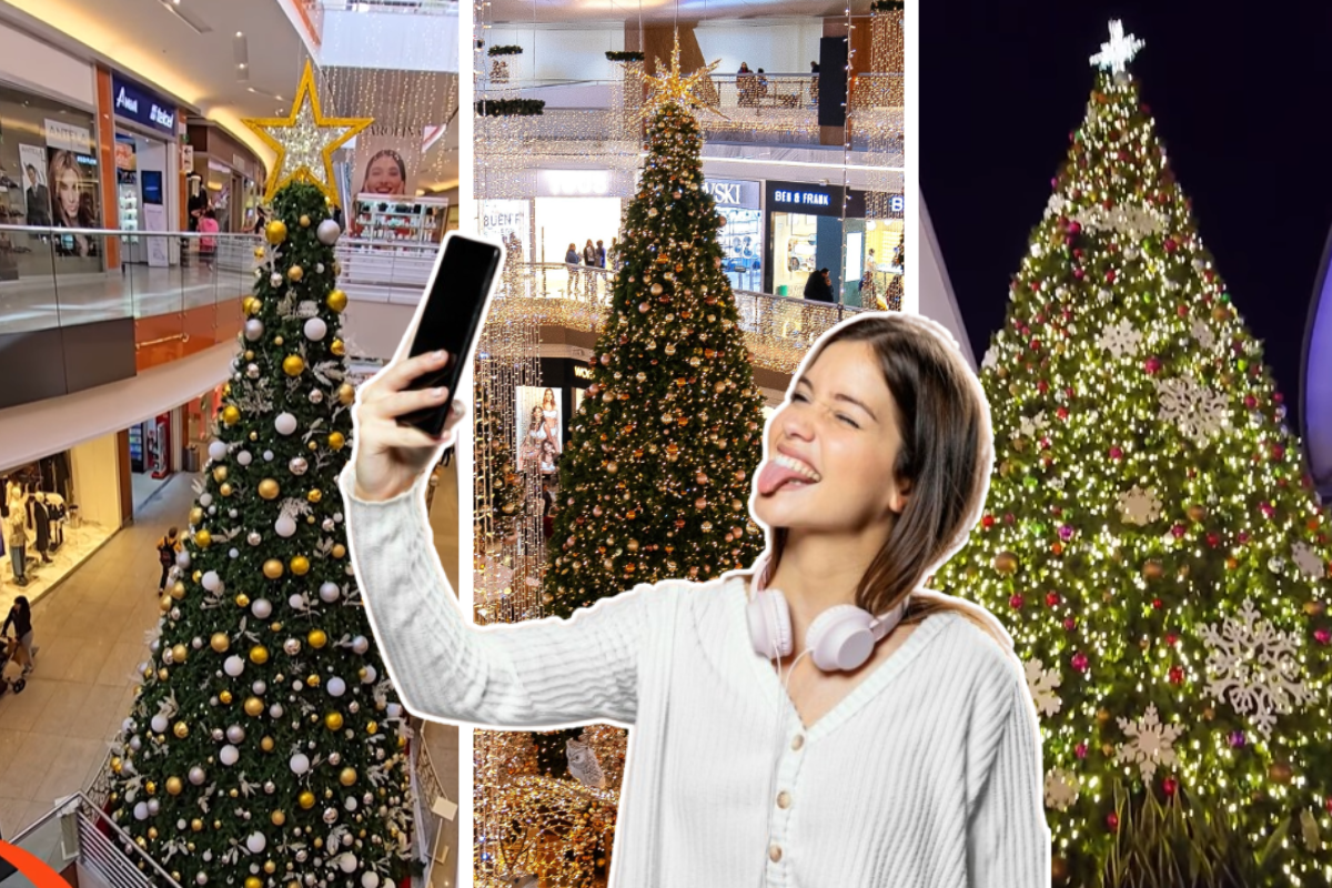 Mujer tomandose una selfie frente a los árboles de Navidad de Perisur, Parque Delta y Parque Vía Vallejo.     Foto: parqueviavallejo, parquedelta, reforma222oficial y FREEPIK.