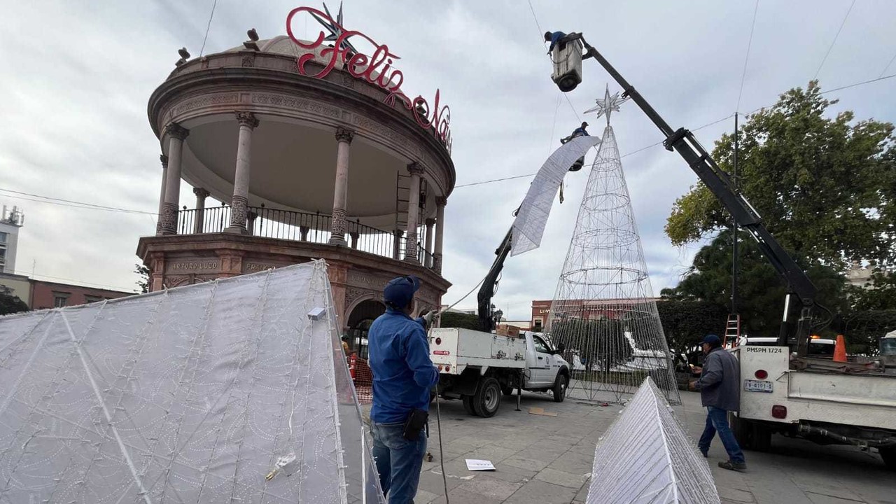 Habrá más de 800 piezas decorativas distribuidas en las principales plazas y vialidades de la capital duranguense. Foto: Isaura Retana.