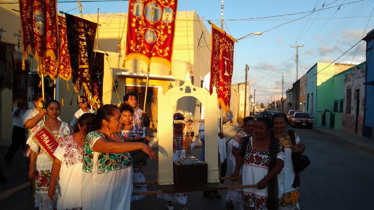 Gremio Católico 'Crescencio Carrillo y Ancona' en honor al cristo de Amor Foto: Fiestas y Gremios en Yucatan