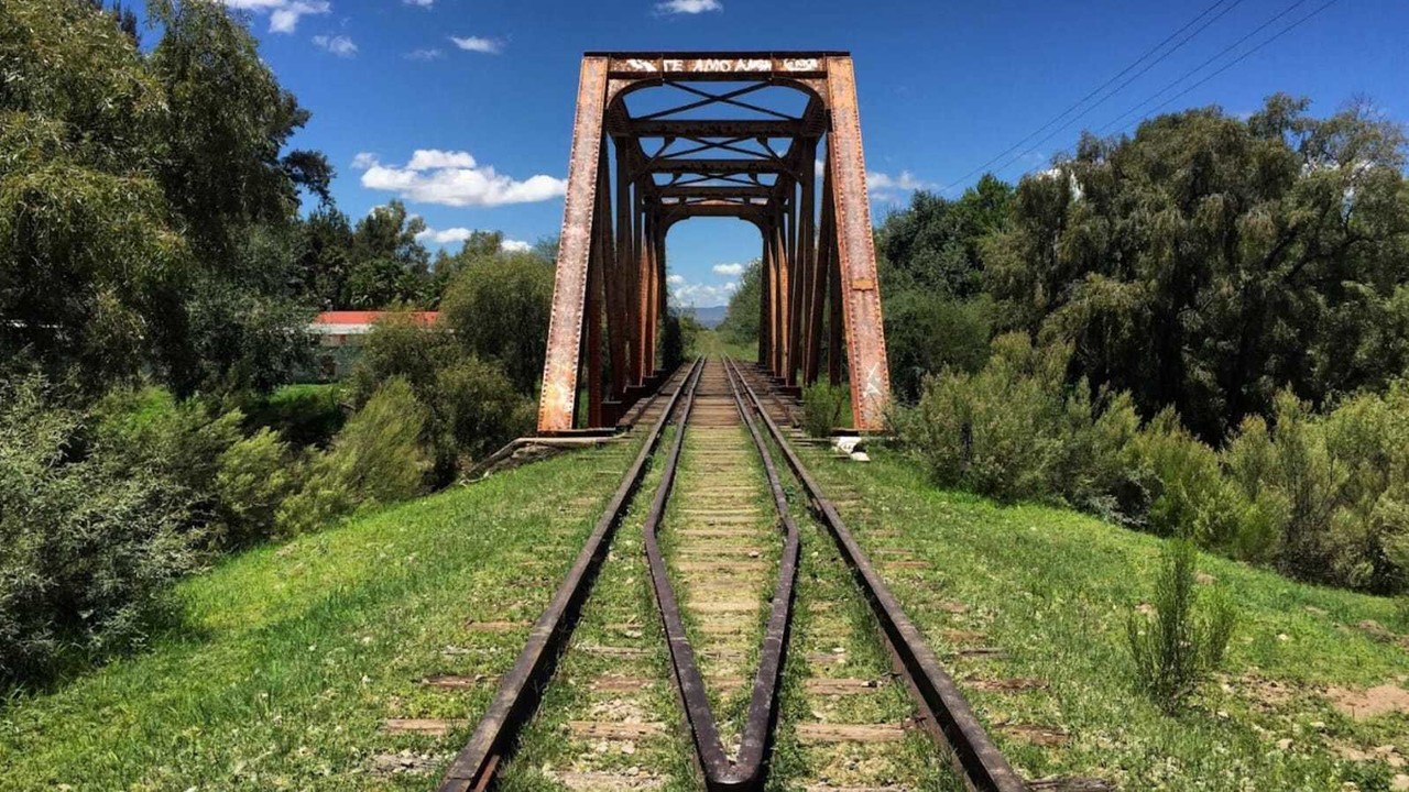 Esta estructura sirvió por muchos años para librar el cauce del río Tunal. Foto: Carolina Ibarra, en Google.