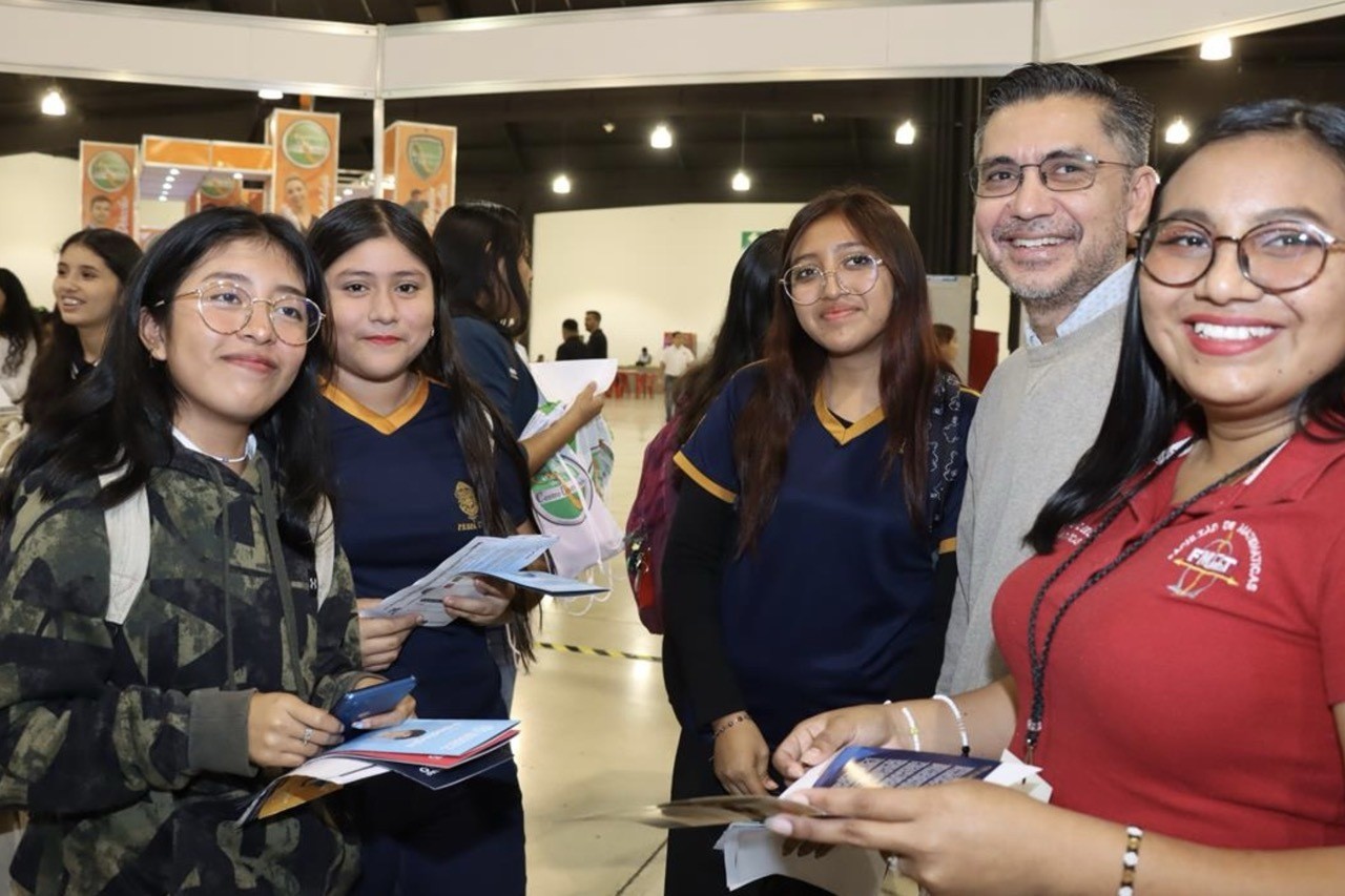 La Universidad Autónoma de Yucatán, en coordinación con el Gobierno del Estado organizan la Feria Universitaria de Profesiones” 2025.- Foto de la UADY