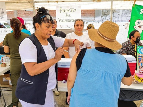 ¿Vacunas contra Covid e influeza se pueden aplicar juntas?