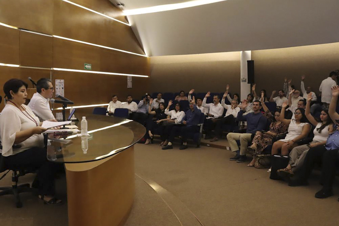 La UADY realizó esta semana su sesión extraordinaria del Vigésimo Consejo Universitario donde se propuso una nueva maestría.- Foto de la UADY