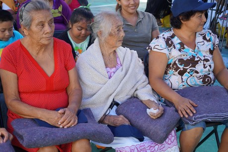 El cobijón 2024: Programa del DIF de Mérida para adultos mayores