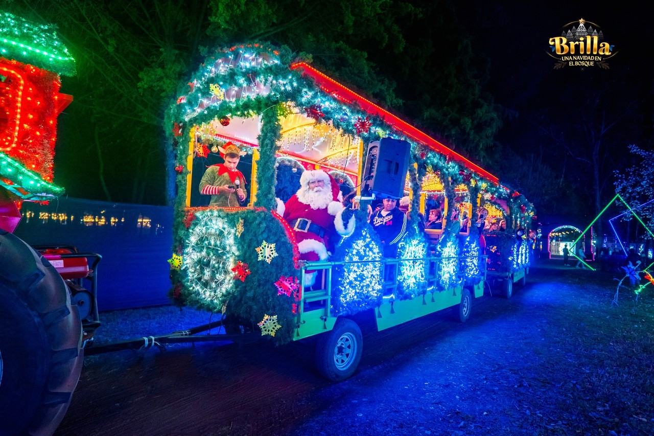 Tren del Brilla Fest en Naucalli. foto: BrillaFest México - Parque Naucalli