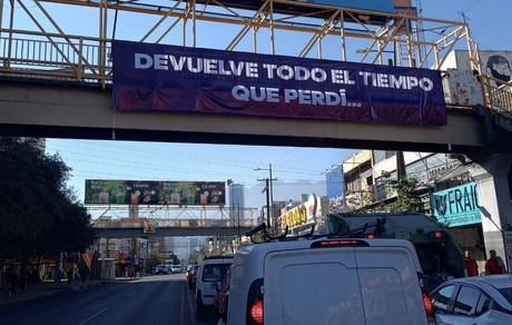 ¡Misterio en el corazón de Monterrey! Enormes lonas encienden la polémica