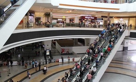 Así es Plaza Fórum, lugar donde varias personas se han arrojado