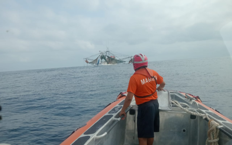 Llegan a Matamoros familiares de pescadores perdidos en el mar ¿a qué fueron?